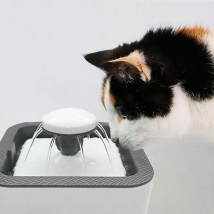 Petsi Automatische Drinkfontein 2,5L - Waterdispenser Voor Katten Honden - Waterfilter Fontein - Dieren Drinkbak - Wit