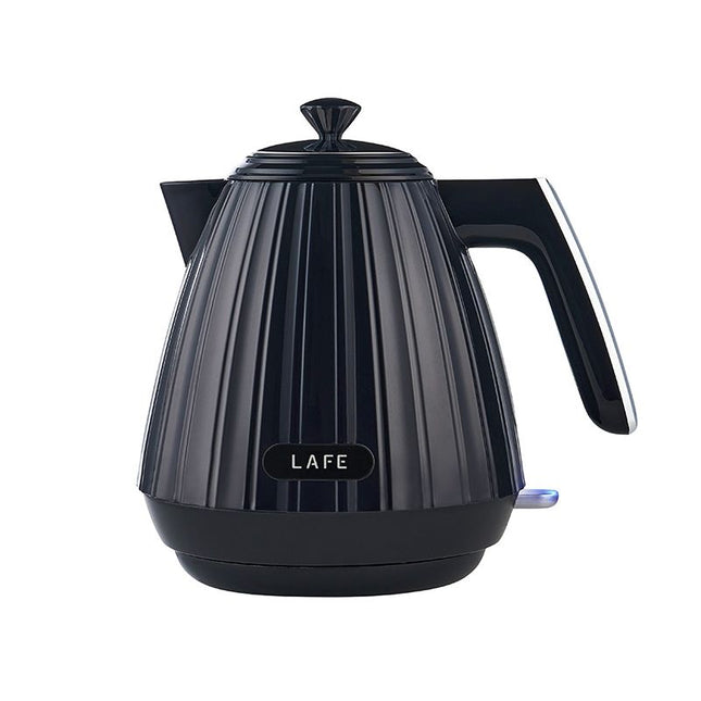 Klassieke RVS waterkoker 3L crème met fluitje en houten handvat Klassieke RVS waterkoker 3L crème met fluitje en houten handvat