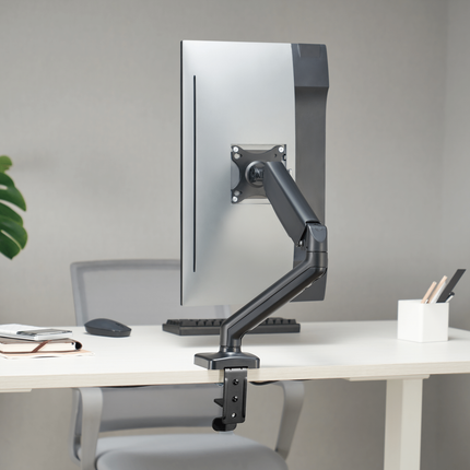Cabletech Verstelbare Monitorbeugel 17 t/m 32 inch - Draai, Kantel en Zwenkbaar - Bureauklem monitor arm - zwart