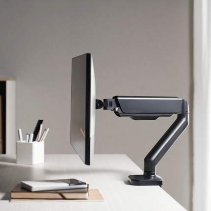 Cabletech Verstelbare Monitorbeugel 17 t/m 32 inch - Draai, Kantel en Zwenkbaar - Bureauklem monitor arm - zwart