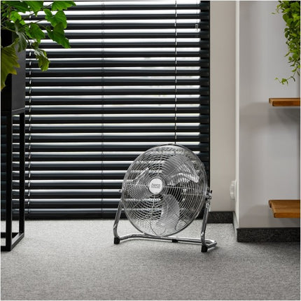 Teesa Vloerventilator 30 cm – Staand – 3 Snelheden – Verstelbare Kantelhoek – 50W – Metaal – TSA8057