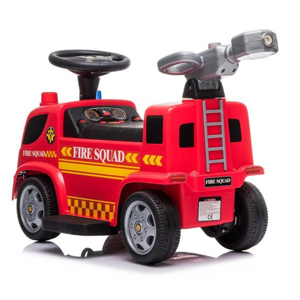 Elektrische kinderauto - brandweerauto - brandweer spuitwagen - tot 20kg max 1-3 km/h met geluid en licht en bellenblaas rood