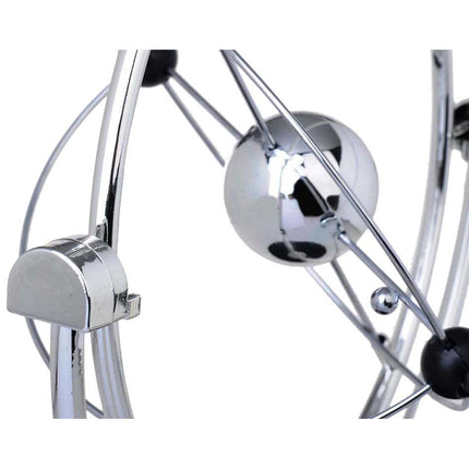 Newton cradle pendel balance magnetisch zonnestelsel