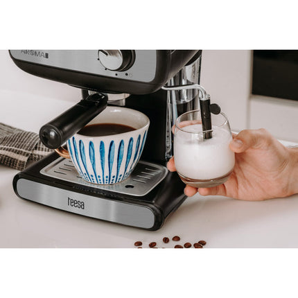 Teesa Espressomachine AROMA 400 met melkopschuimer 850W TSA4009